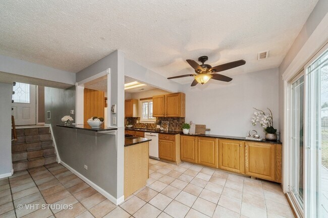 Foto del edificio - 1794 Howe Ln