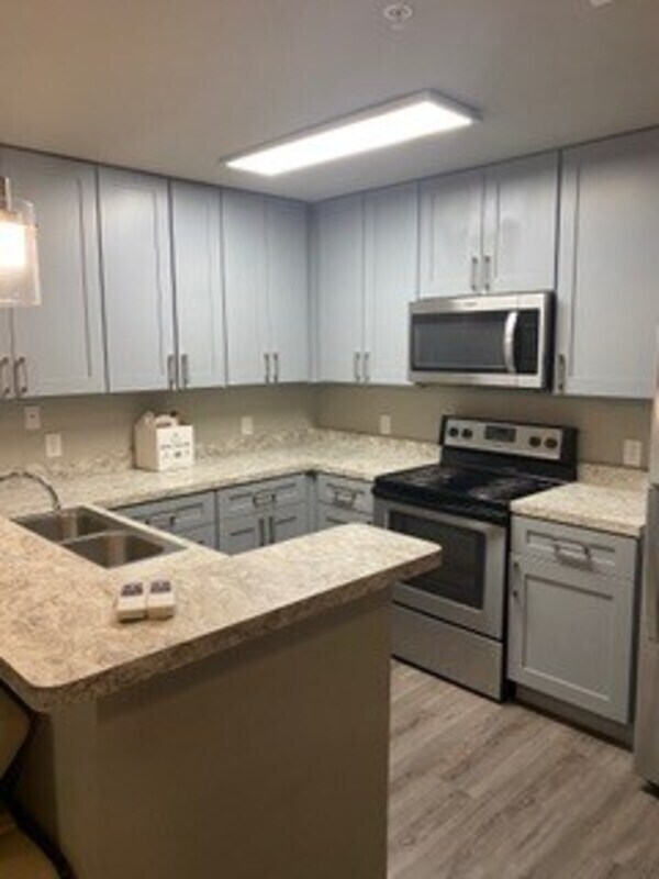 Foto del edificio - 6108 Abrams Rd