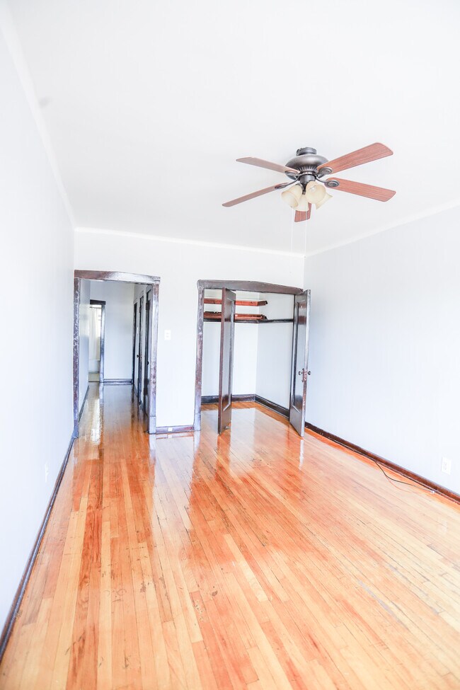 Foto del edificio - 4656 N Elston Ave