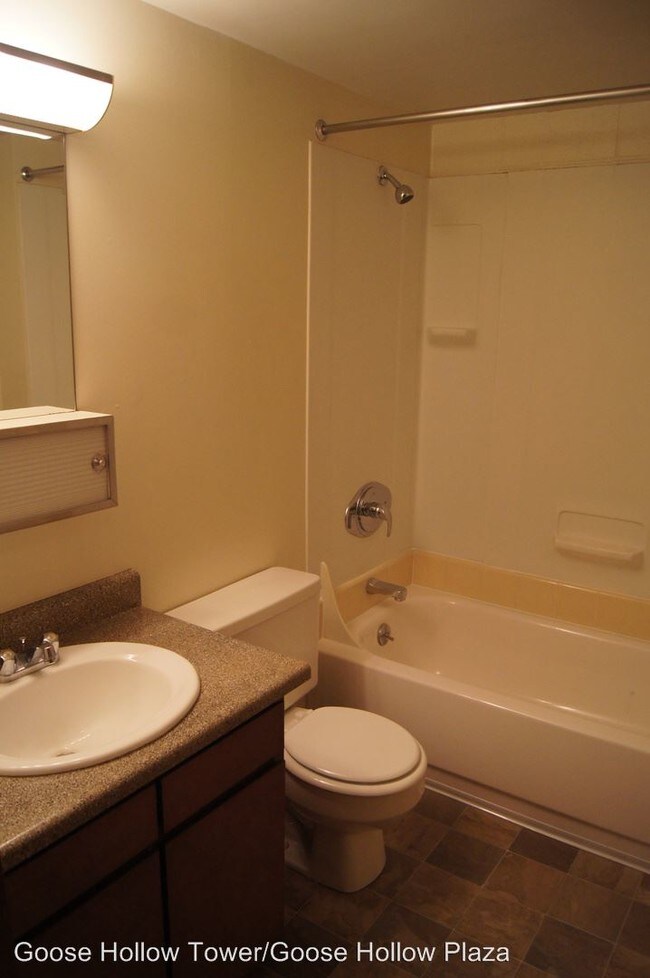 Goose Hollow Tower Rentals Portland, OR