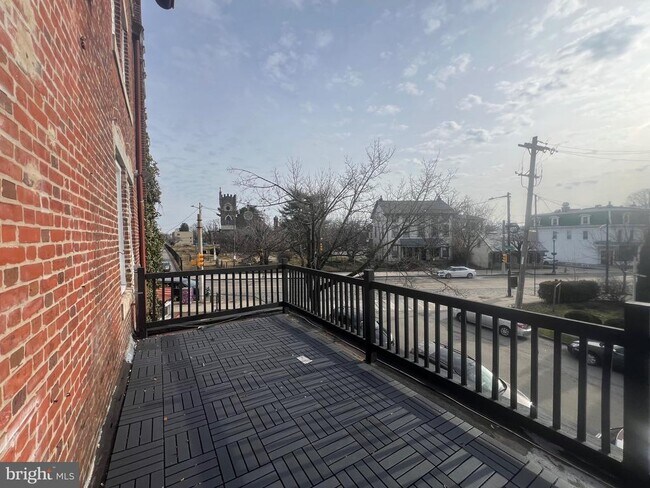 Foto del edificio - 6632 Germantown Ave