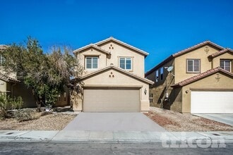 Building Photo - 11751 Village Arbor St