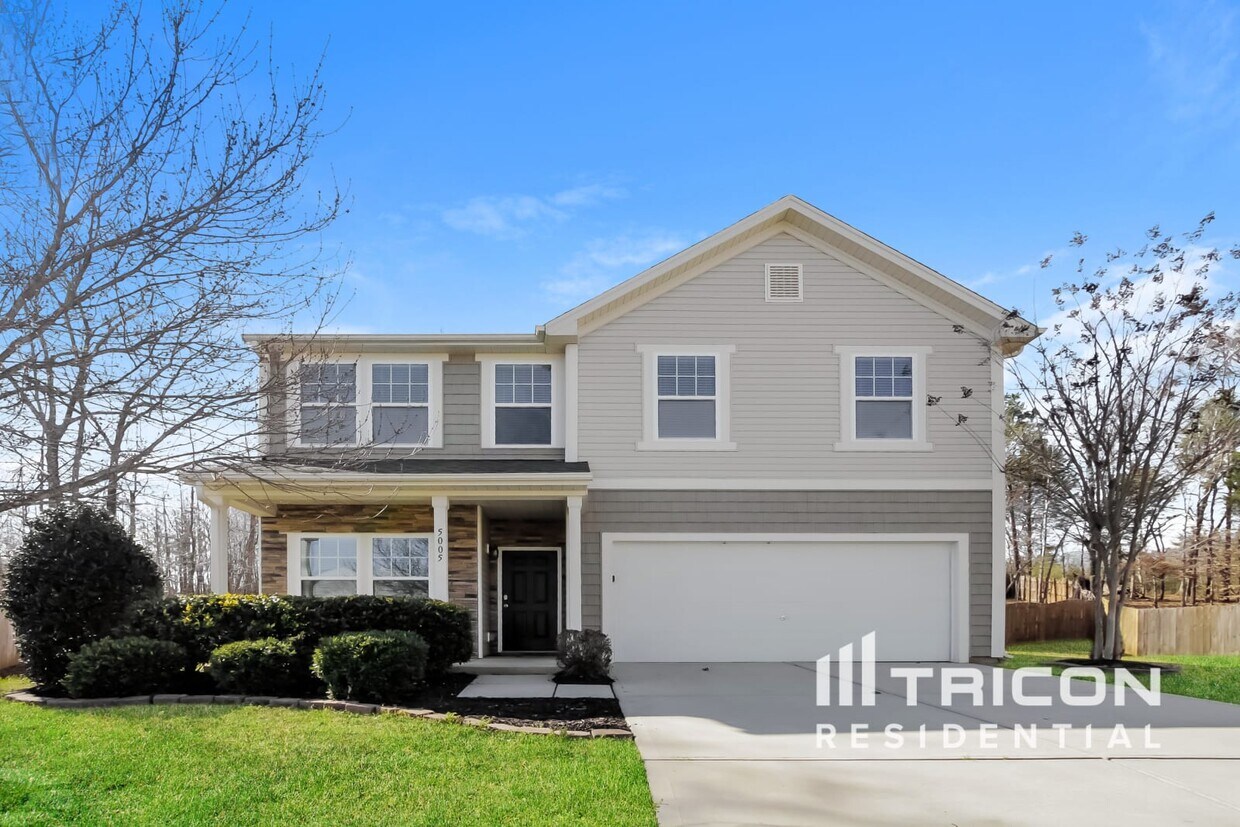 Foto principal - 5005 Sandis Court Mount Holly NC