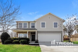 Building Photo - 5005 Sandis Court Mount Holly NC