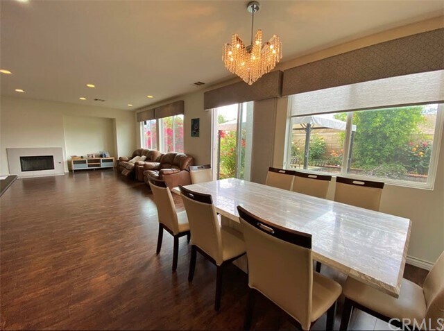 Foto del edificio - 9280 Meridian Ln