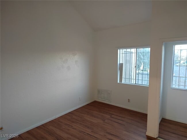 Building Photo - 3602 Gaylord Dr