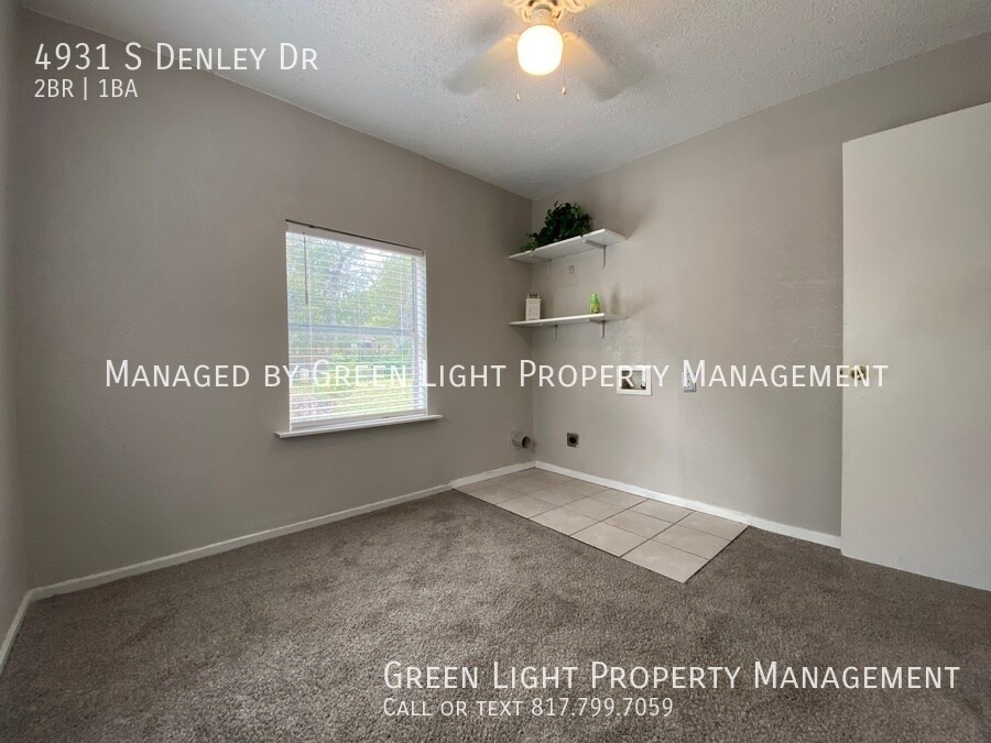 Foto del edificio - 4931 S Denley Dr