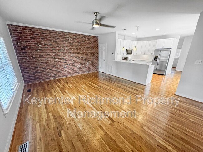 Foto del edificio - 1320 Perry St