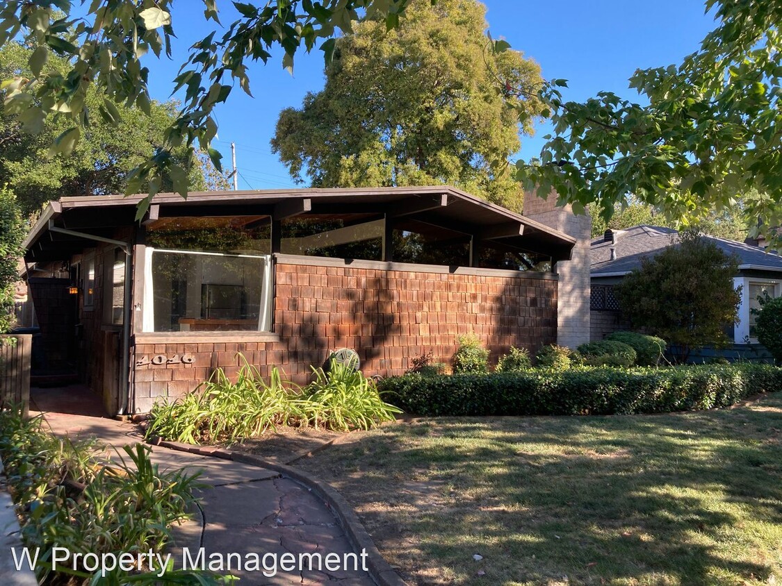 Foto principal - 3 br, 2 bath House - 1016 St. Helena Avenue
