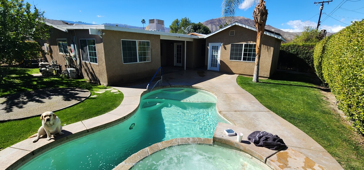 Separate one bed/bath/kitchenette Casita - 73124 Catalina Way