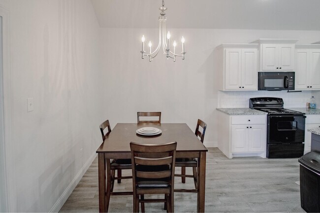 Foto del edificio - 1718 102nd St