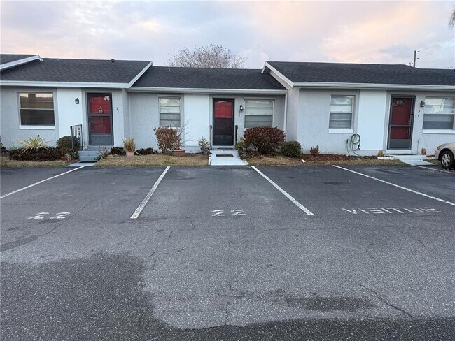 Foto del edificio - 22 Lake Villa Way