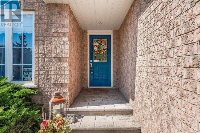 Photo du bâtiment - 18 Whittaker Ct