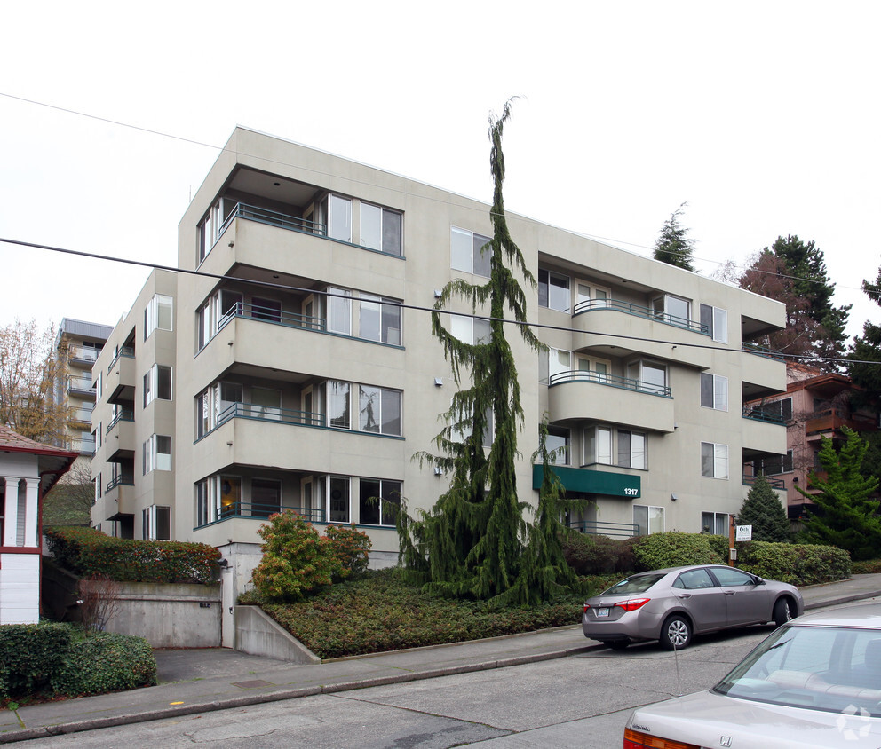 Building Photo - 6th Avenue Apartments