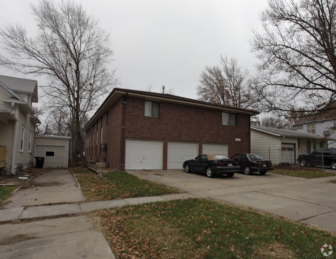Building Photo - 2620 K St
