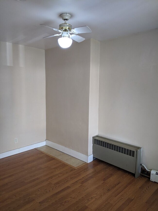 Foto del edificio - South Oakland Large and renovated 3 bedroo...