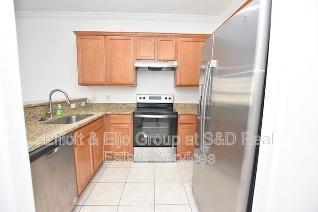 Building Photo - 6352 Sedgeford Dr