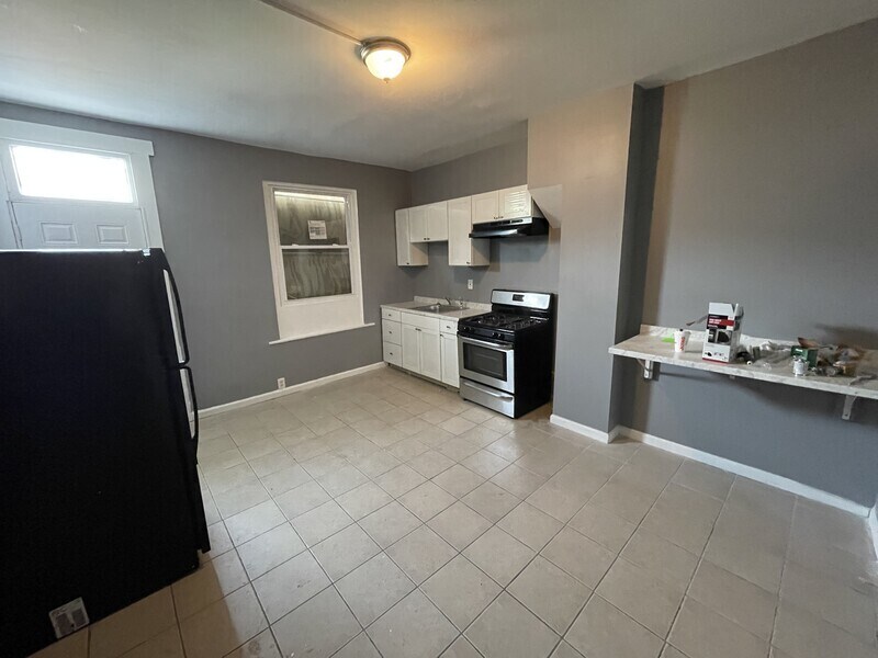 Foto principal - 1521 N Milton Ave