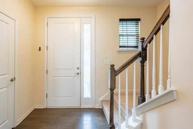 Foto del edificio - 503 Waybridge Way