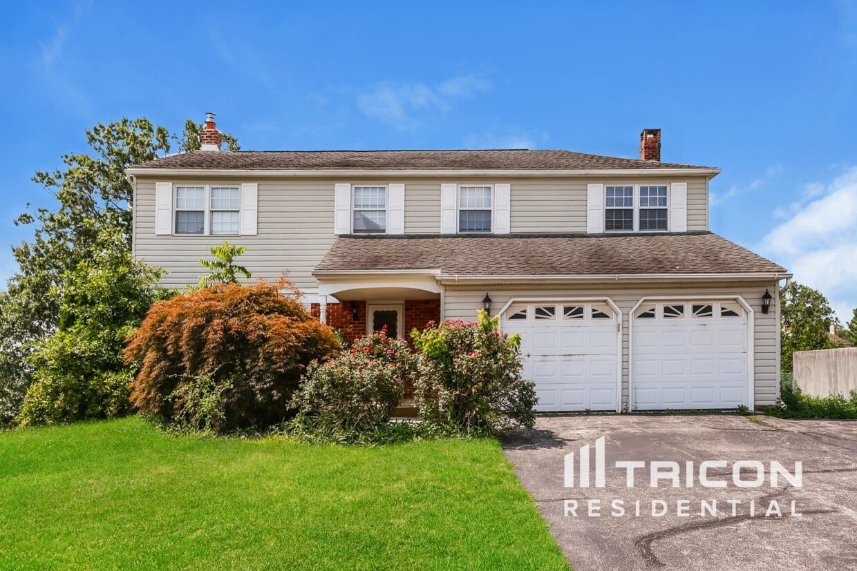 Foto principal - 2506 Oakland Dr