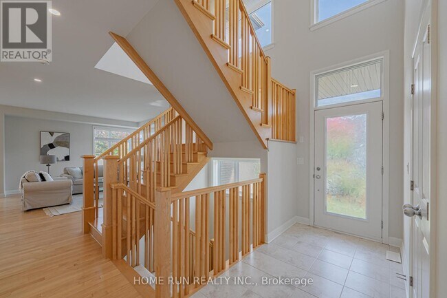 Building Photo - 100 Lochhouse Walk