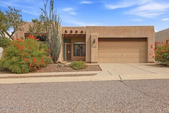 Building Photo - 10961 E Siskin Pl