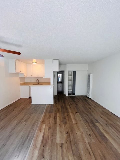 Building Photo - 1260 Beachwood Dr