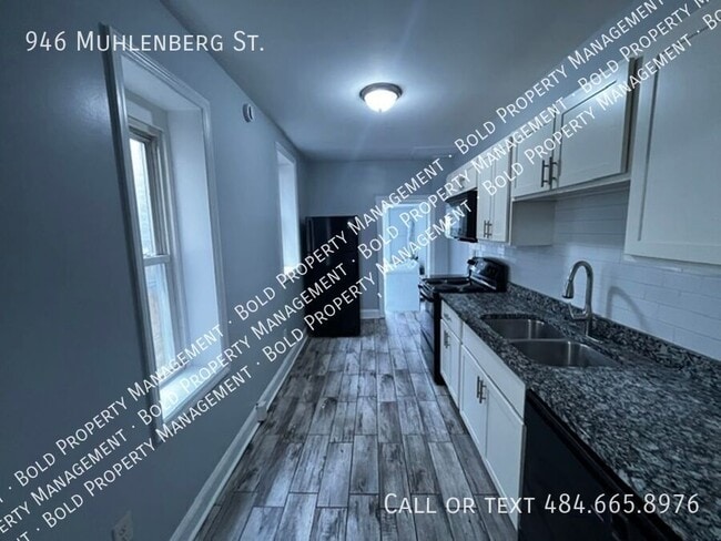 Building Photo - 946 Muhlenberg St