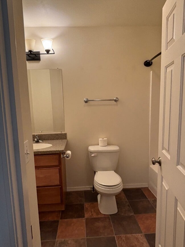 Building Photo - 20713 Mountain Vista Dr