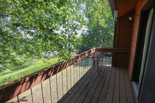 Building Photo - 1677 Edwards Dr