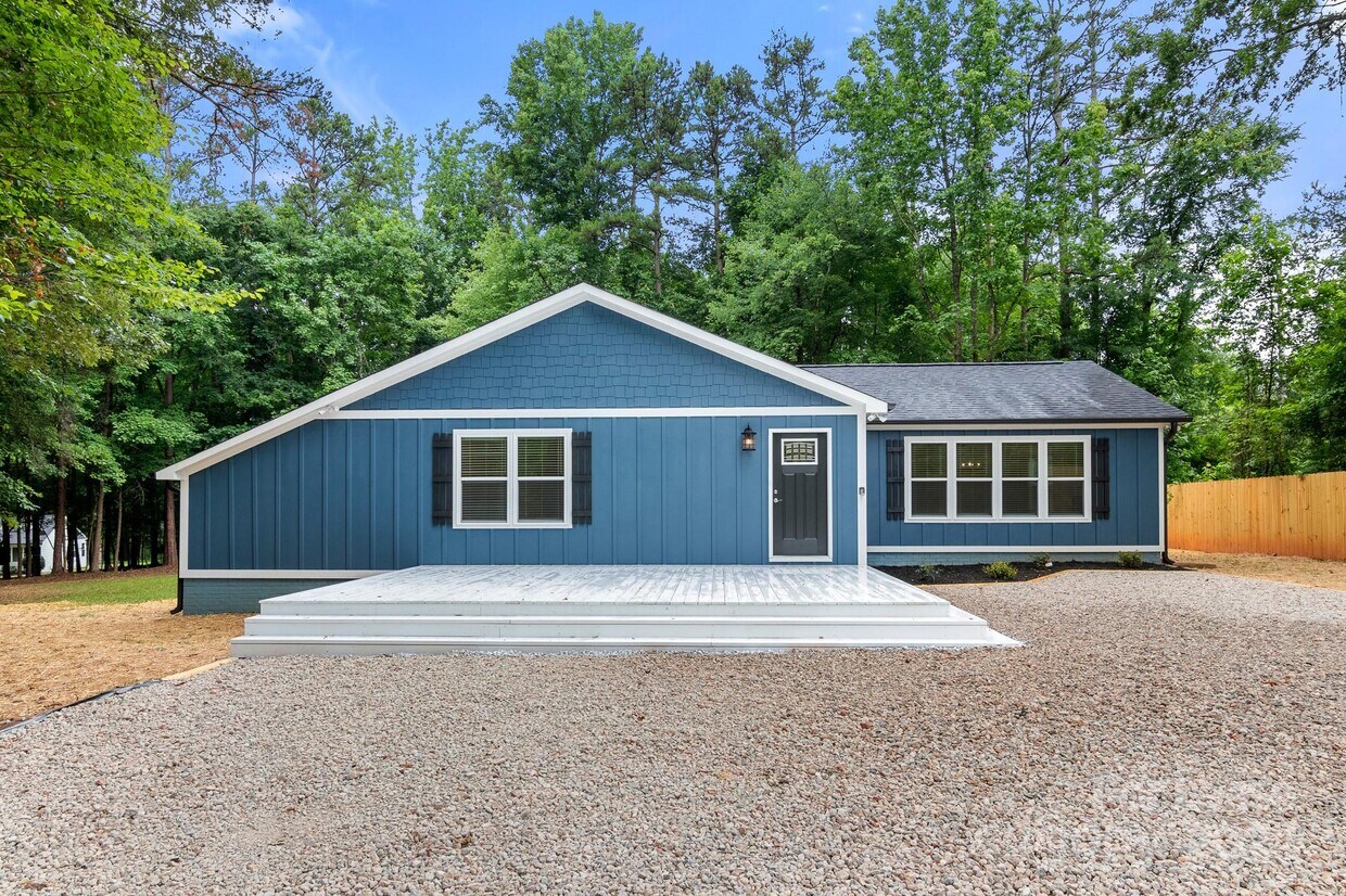 Foto principal - 116 Maple Grove Church Rd