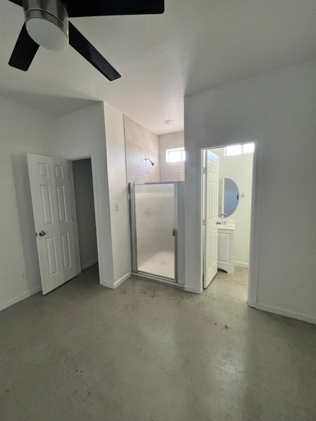 Foto del edificio - 119 Monterrey Hills Dr