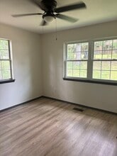 Building Photo - 155B Lake Vista Cove