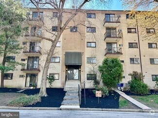 Building Photo - 400 Glendale Rd