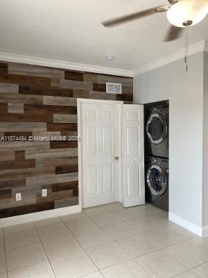 Foto del edificio - 6940 NW 179th St