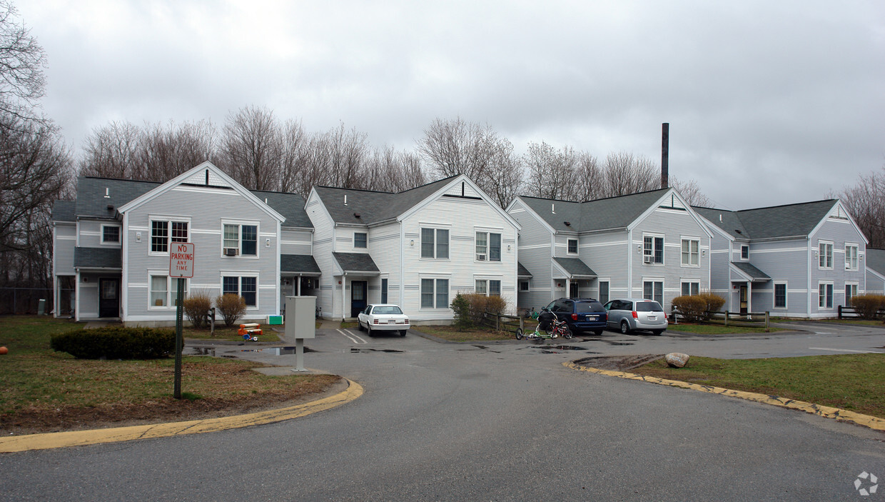 Building Photo - 1-5 Chandler Ave