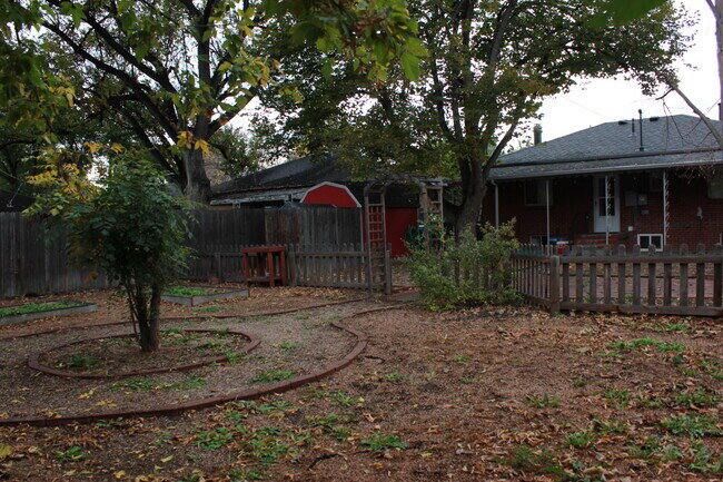 Private Backyard entrance - 1210 Vance St