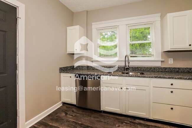 Foto del edificio - 177 Westwood Ave