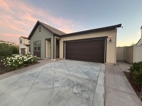 Building Photo - 28701 Lambent Wy