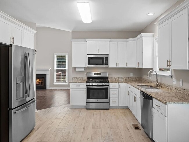 Foto del edificio - Great 4BR Bellevue Home