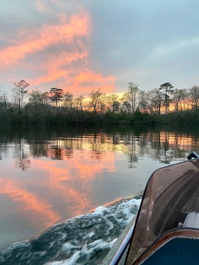 Lake Views - 21560 Quaker Rd