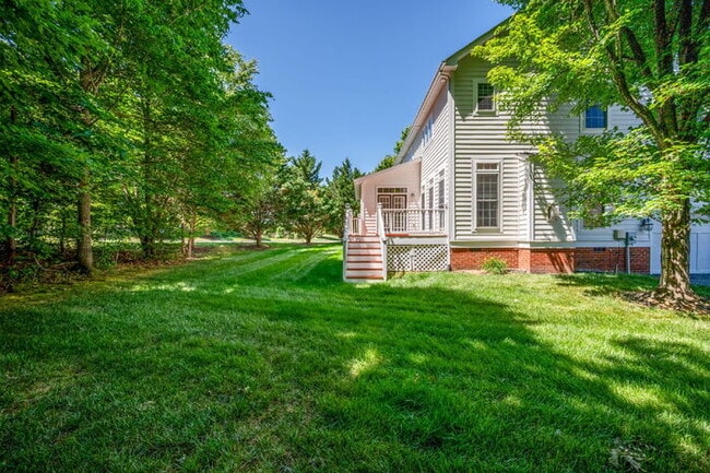 Building Photo - Spacious 5 Bedroom Home in Moseley – $3,800/mo