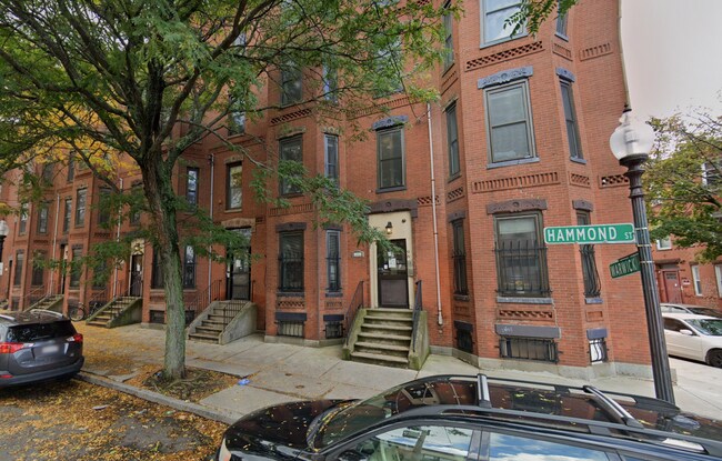 Building Photo - 96 Hammond St