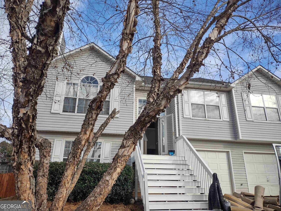 Primary Photo - 434 Summer Hill Cir