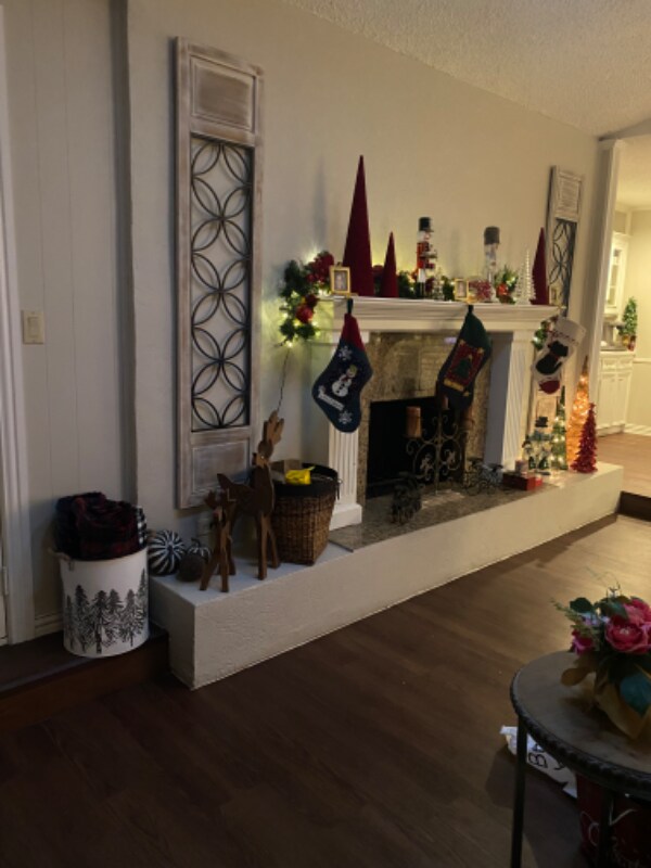 Foto del edificio - 2300 Green Oaks St