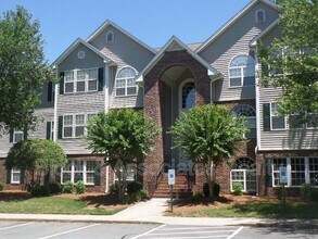 Building Photo - 532 Scholastic Ct