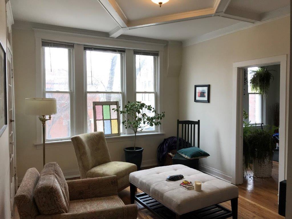 Primary Photo - 923 N Rockwell St