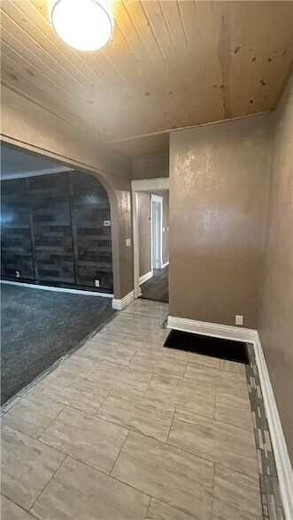 Building Photo - 247 Cedar Ave