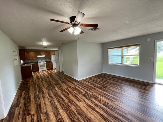 Building Photo - 1159 Fountainhead Dr
