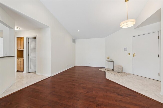 Foto del edificio - 1810 Fox Run Dr